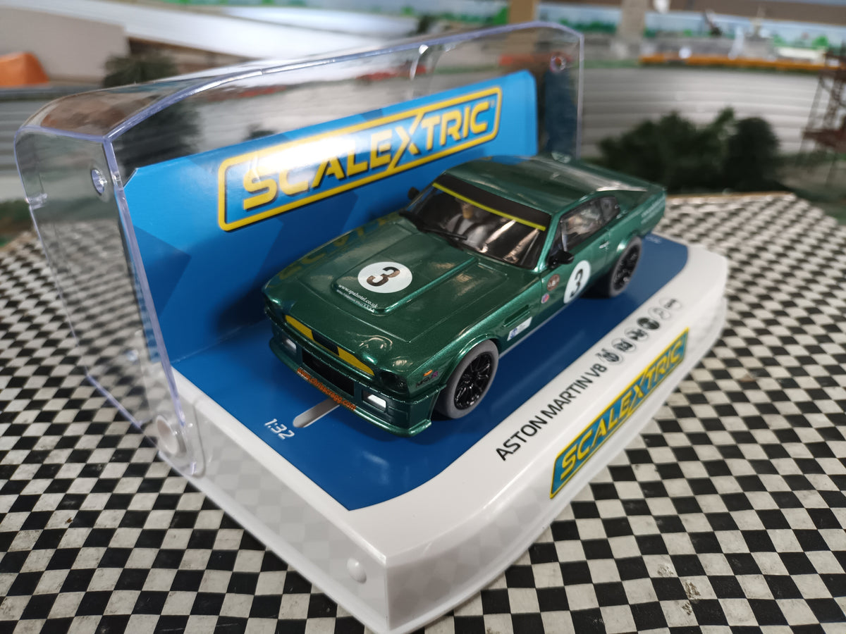 Scalextric skyline hot sale