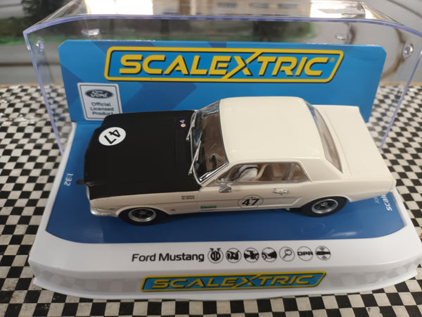 C4353 Scalextric Ford Mustang Goodwood