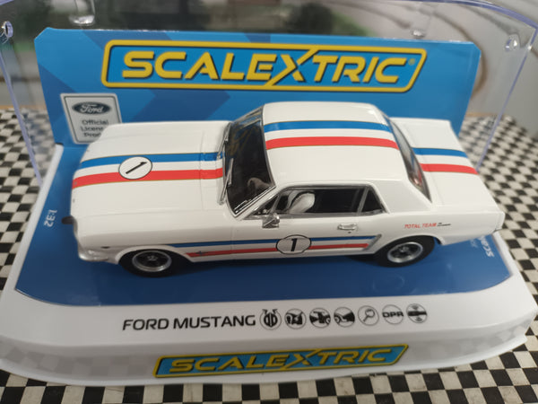 C4364 Scalextric Ford Mustang 1965 Geoghegan